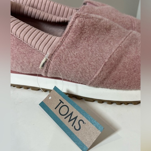 NWT Brand New Size 11 Toms Blush Ballet Pink Felt Flats Slip-On Shoes - Picture 10 of 13